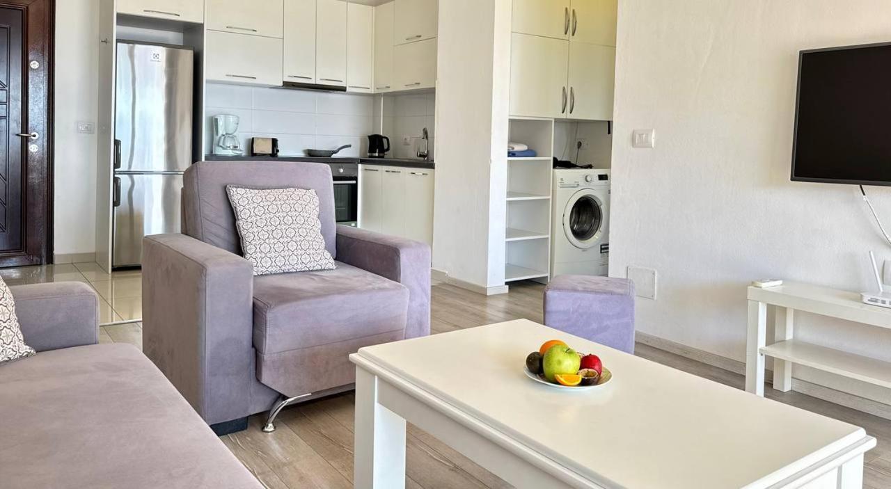 Morina Sea View Apartment Sarandë エクステリア 写真