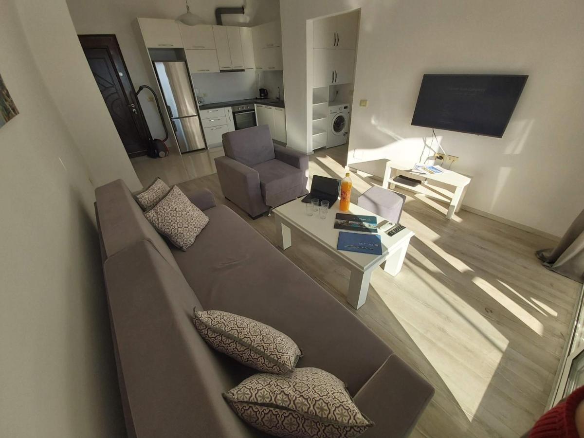 Morina Sea View Apartment Sarandë エクステリア 写真